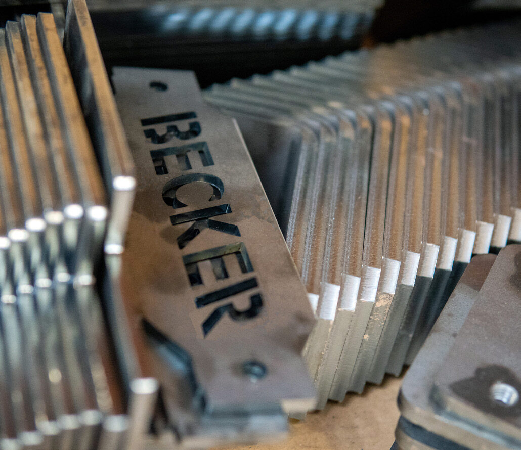 レーザー切断されたBecker板金部品