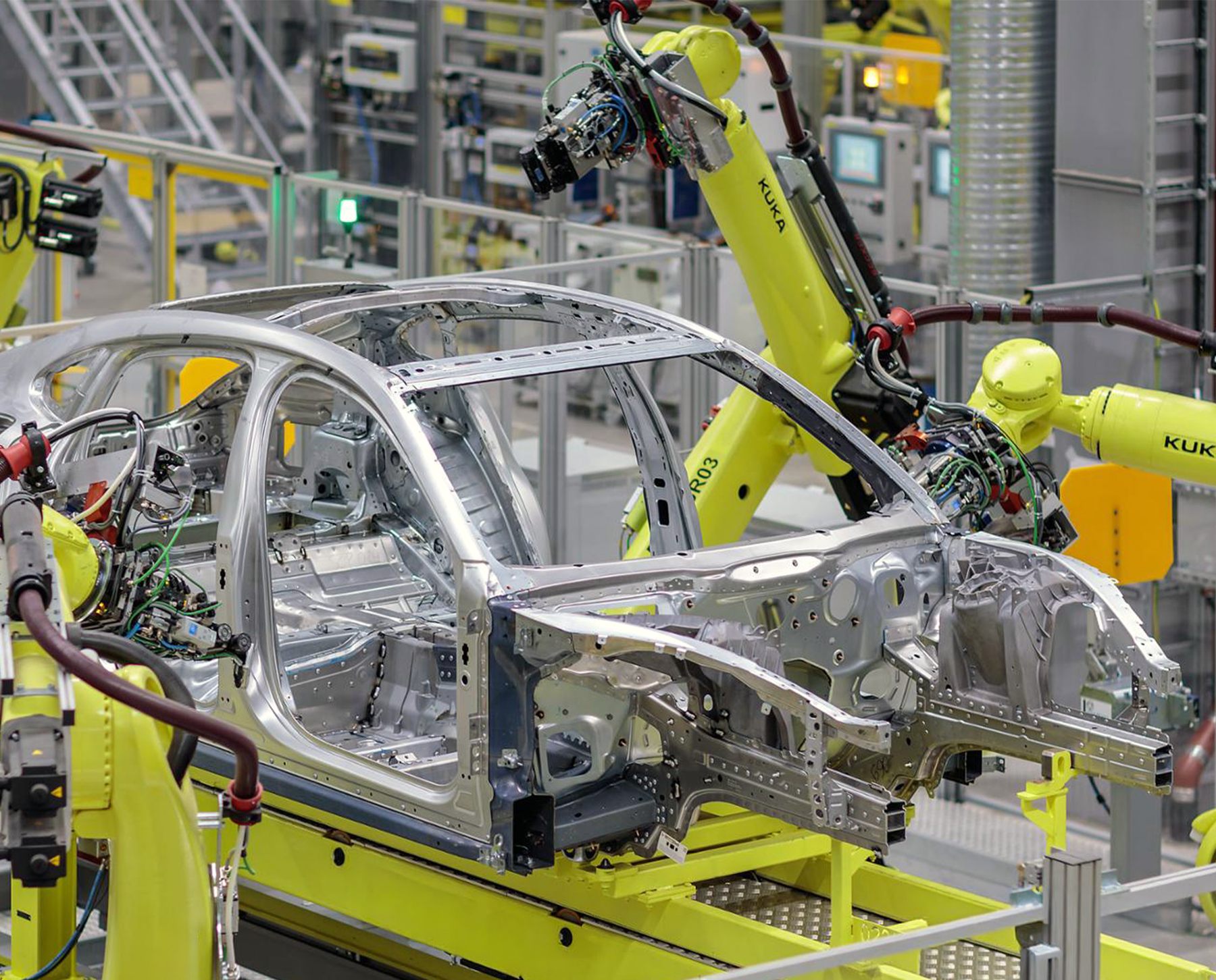 Robots with Becker dress packs — Riveting & Self-Piercing Rivets application