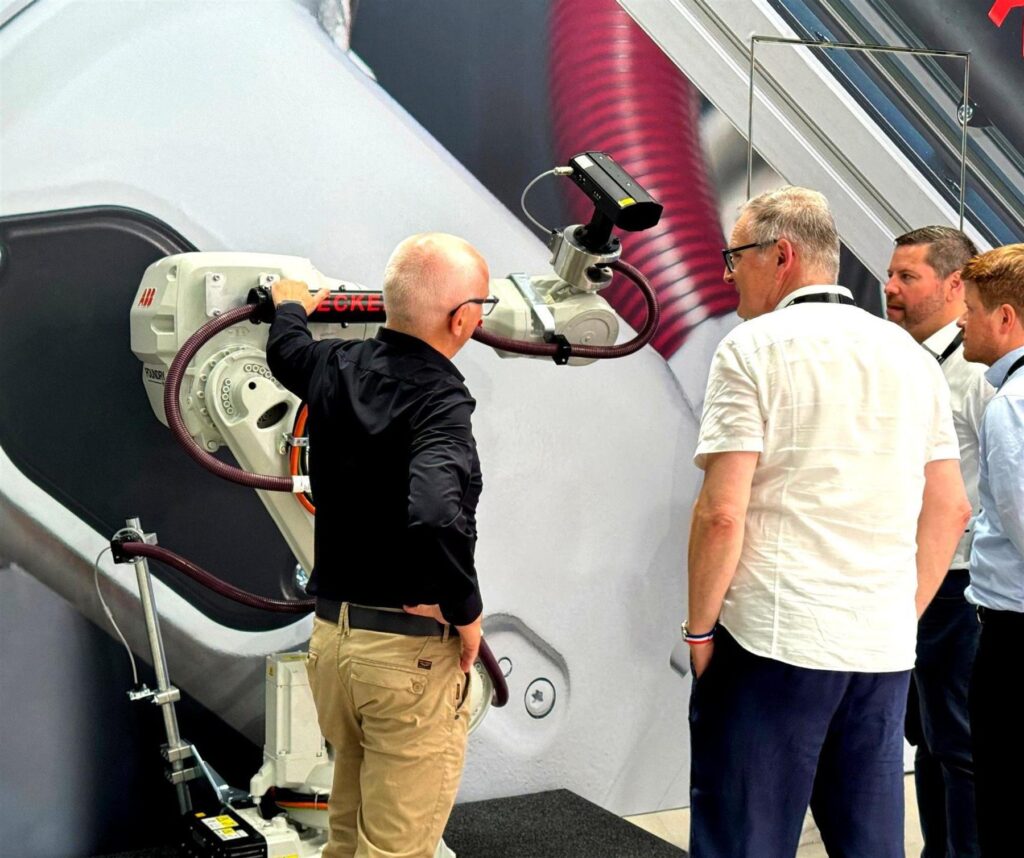 Becker Robotic stand at Automatica 2025